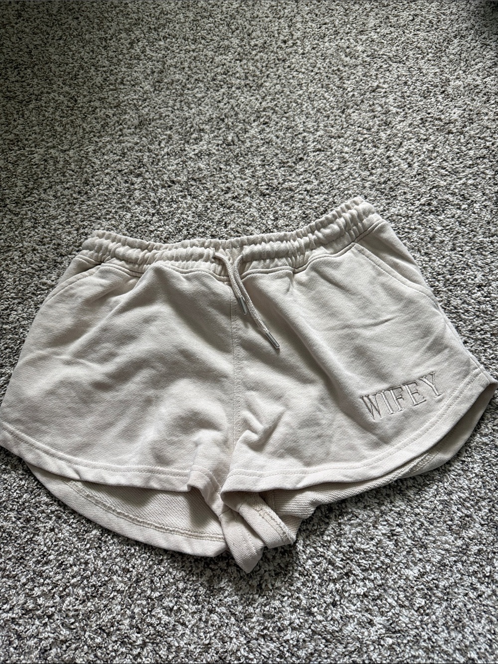 Six stories - Wifey Beige shorts